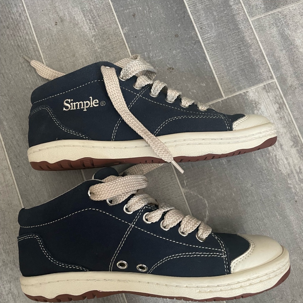 Simple Brand Shoes  Original Skater Shoes Retro 91 Mens 5 Womens 7